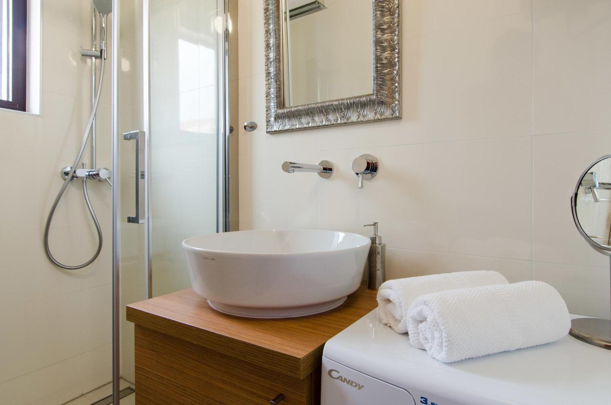 Apartments & Rooms Tiramola - Old Town Trogir Oda fotoğraf