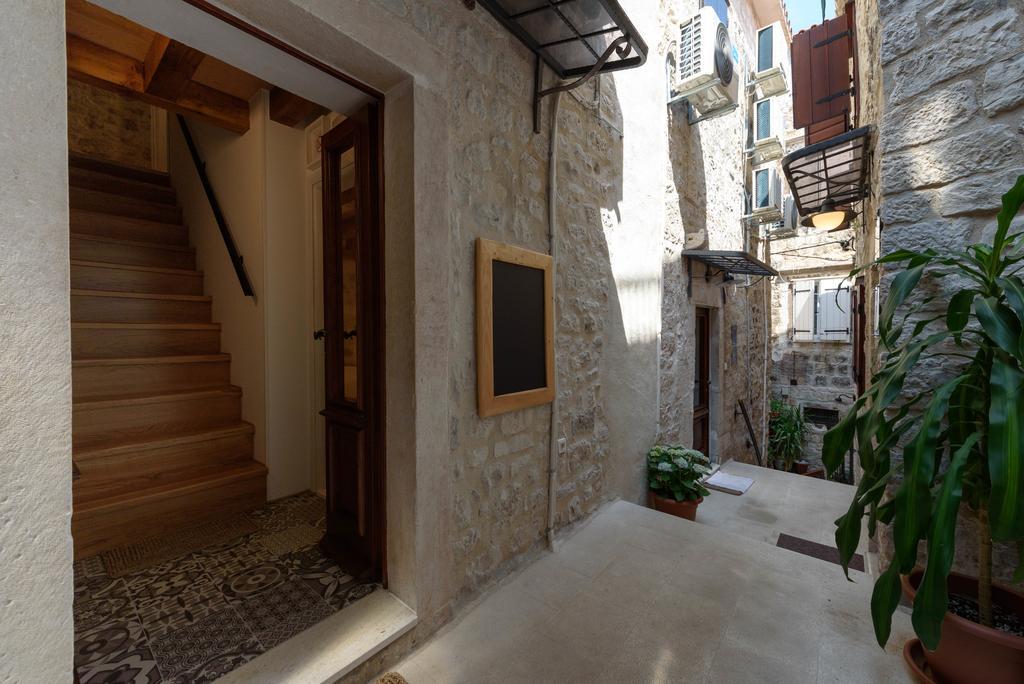 Apartments & Rooms Tiramola - Old Town Trogir Dış mekan fotoğraf