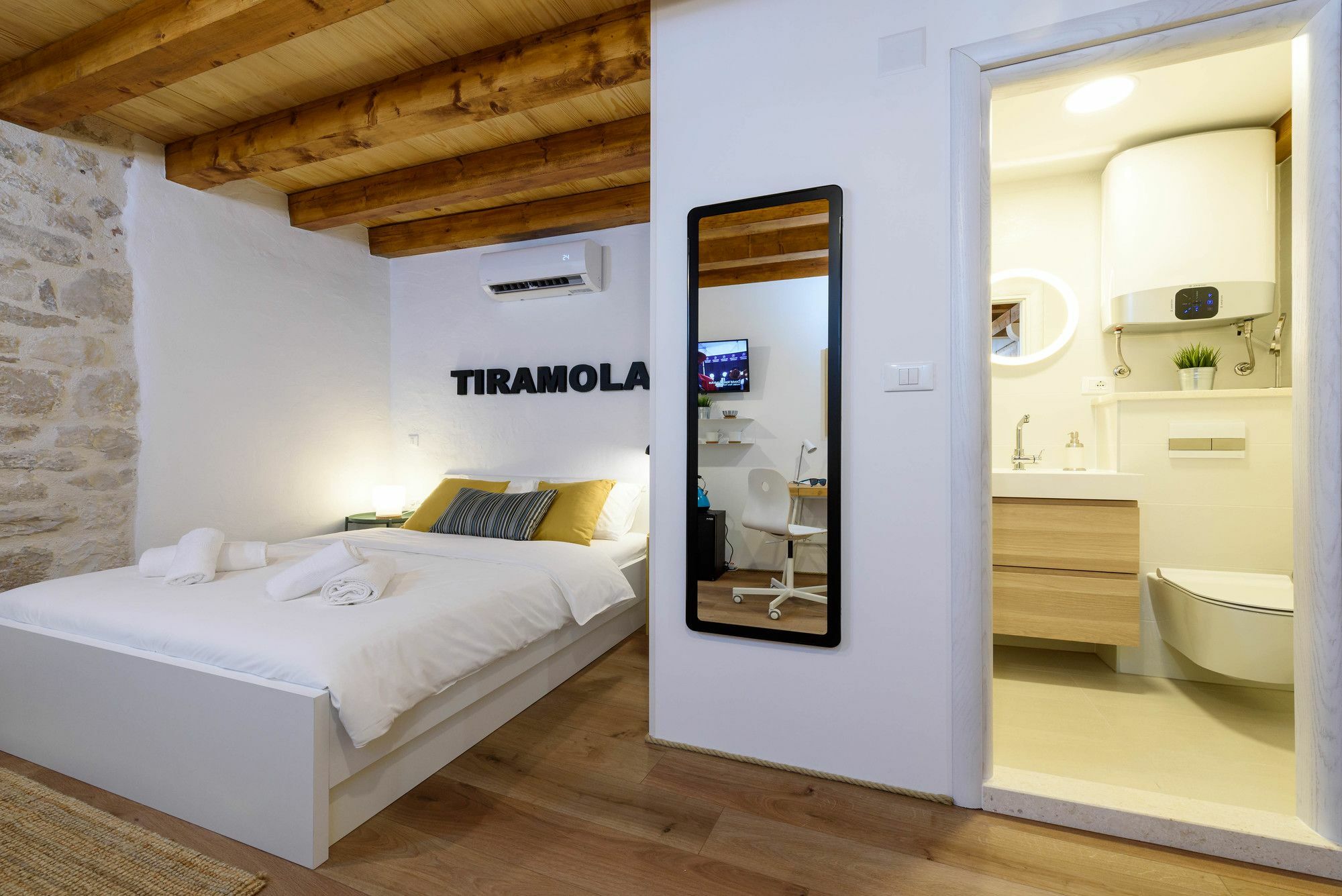 Apartments & Rooms Tiramola - Old Town Trogir Dış mekan fotoğraf