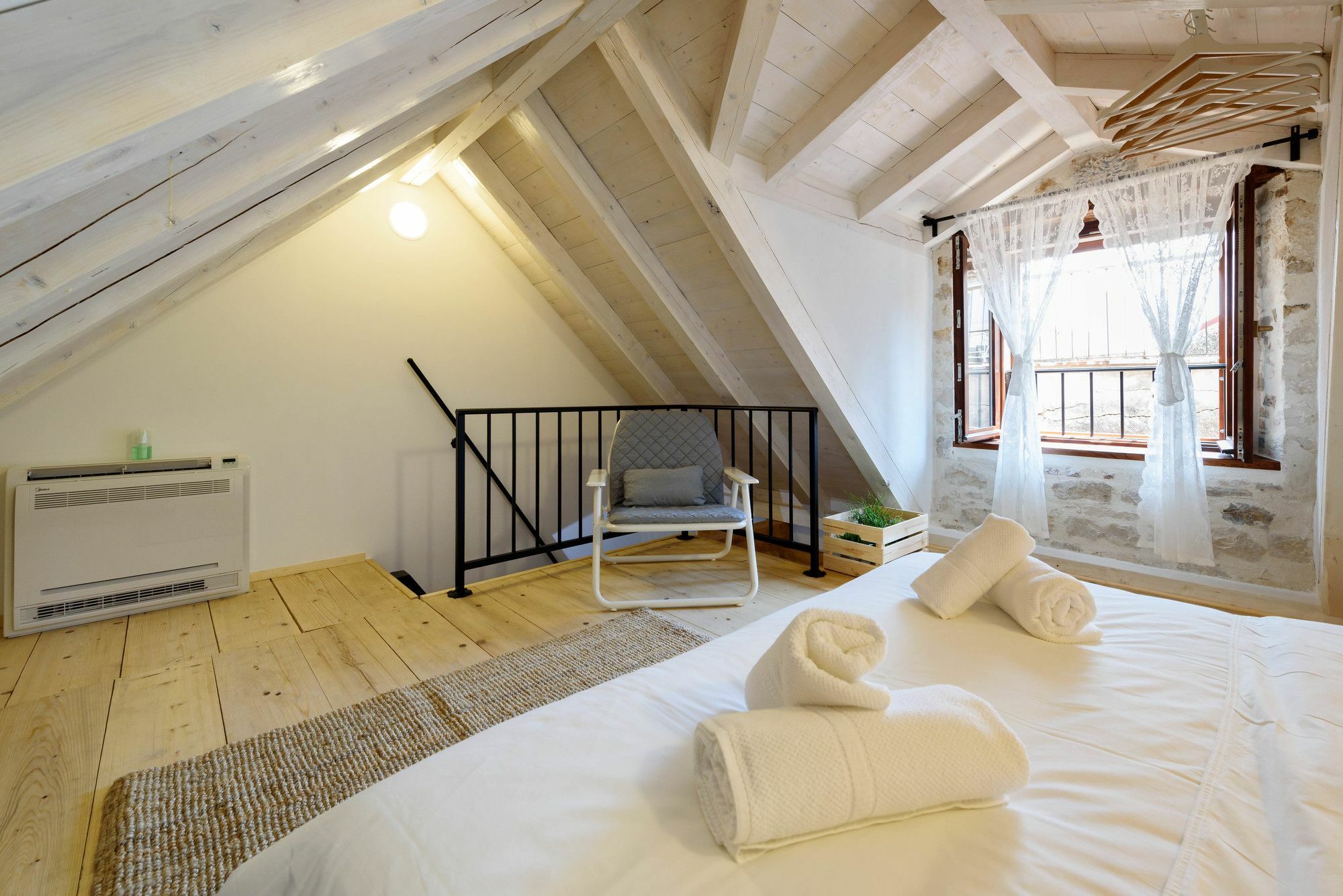 Apartments & Rooms Tiramola - Old Town Trogir Dış mekan fotoğraf